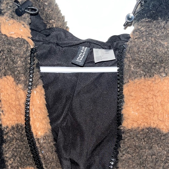 H&M Plaid Sherpa Jacket - XL - Picture 3 of 3